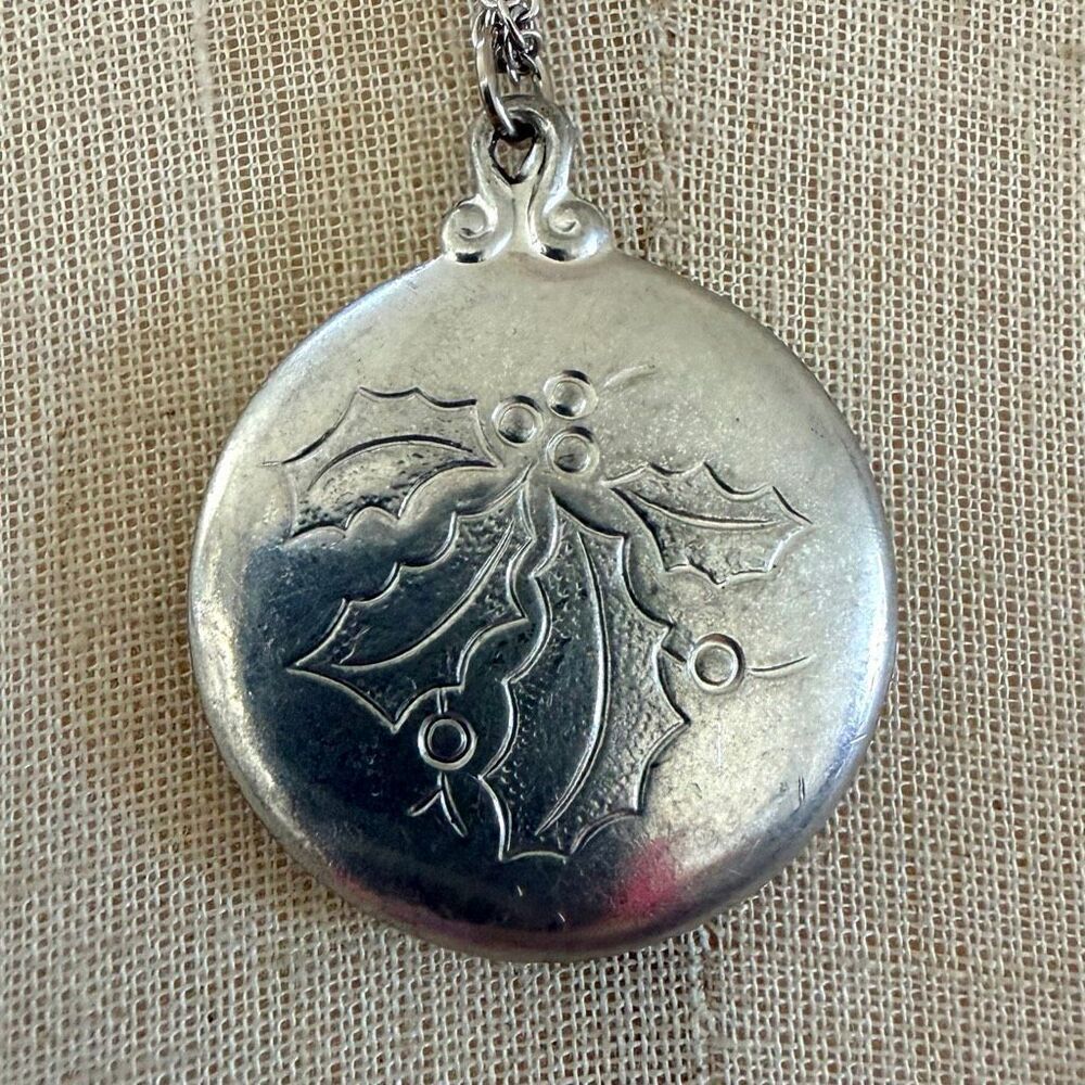 Kirk Stieff KS Pewter Holly Pendant Necklace